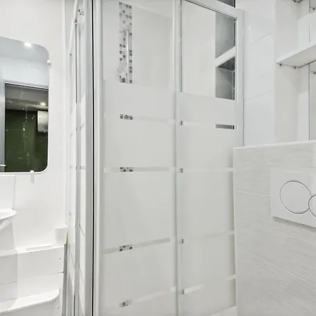 Chic Cosy Apart With Parking La Ferte-sous-Jouarre Exterior photo